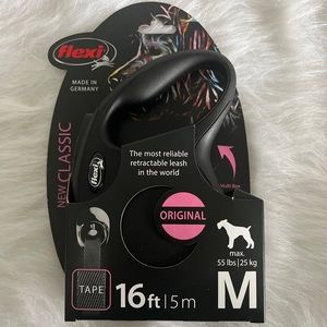 Flexi New Classic Retractable Tape Dog Leash Medium 16-Foot Black 55-lb. Dogs